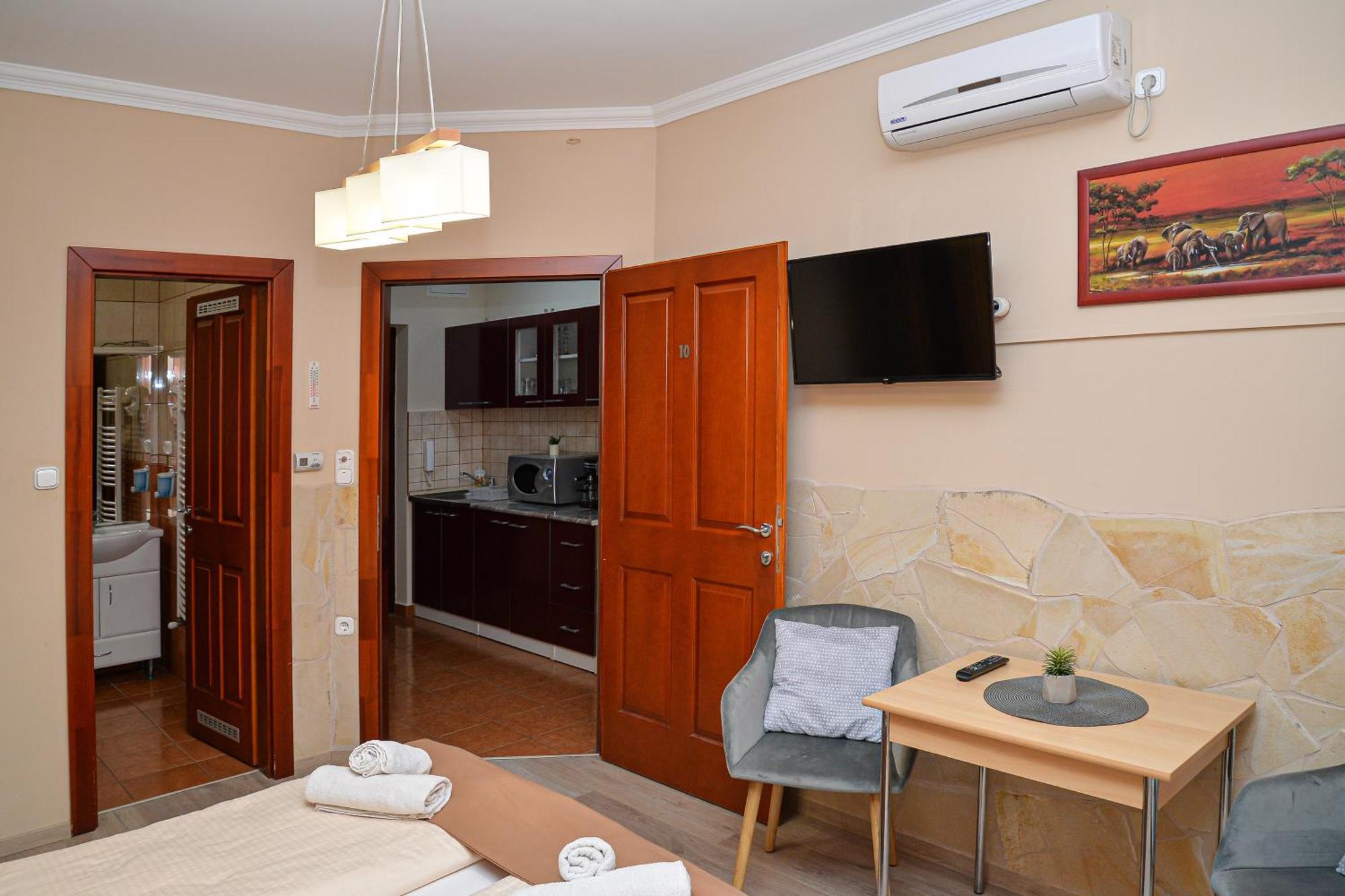 Major Panzio Es Etterem Bed & Breakfast Hajdúszoboszló Dış mekan fotoğraf